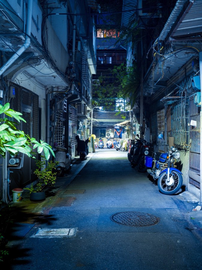 World, Winter 2019, Taiwan. Photograph by Jordy Meow