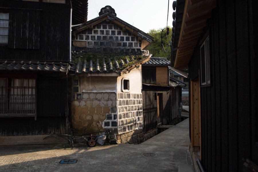 Okayama, Spring 2016, Japan. Photograph by Jordy Meow