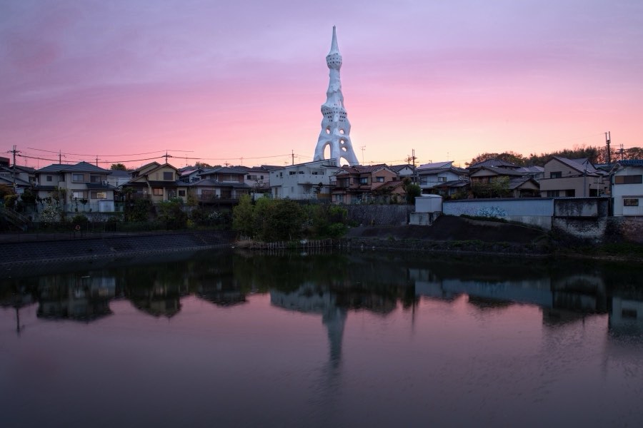 Osaka, Spring 2019, Japan. Photograph by Jordy Meow