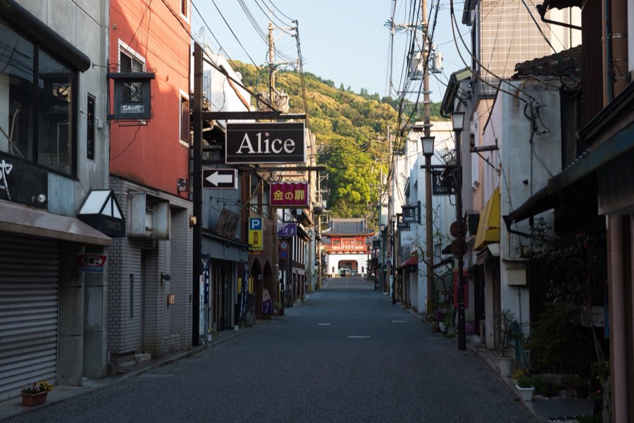 Saga, Spring 2016, Japan. Photograph by Jordy Meow