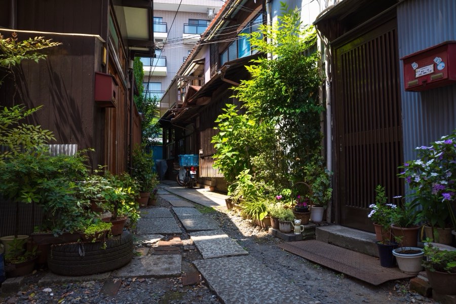 Tokyo, Spring 2017, Japan. Photograph by Jordy Meow